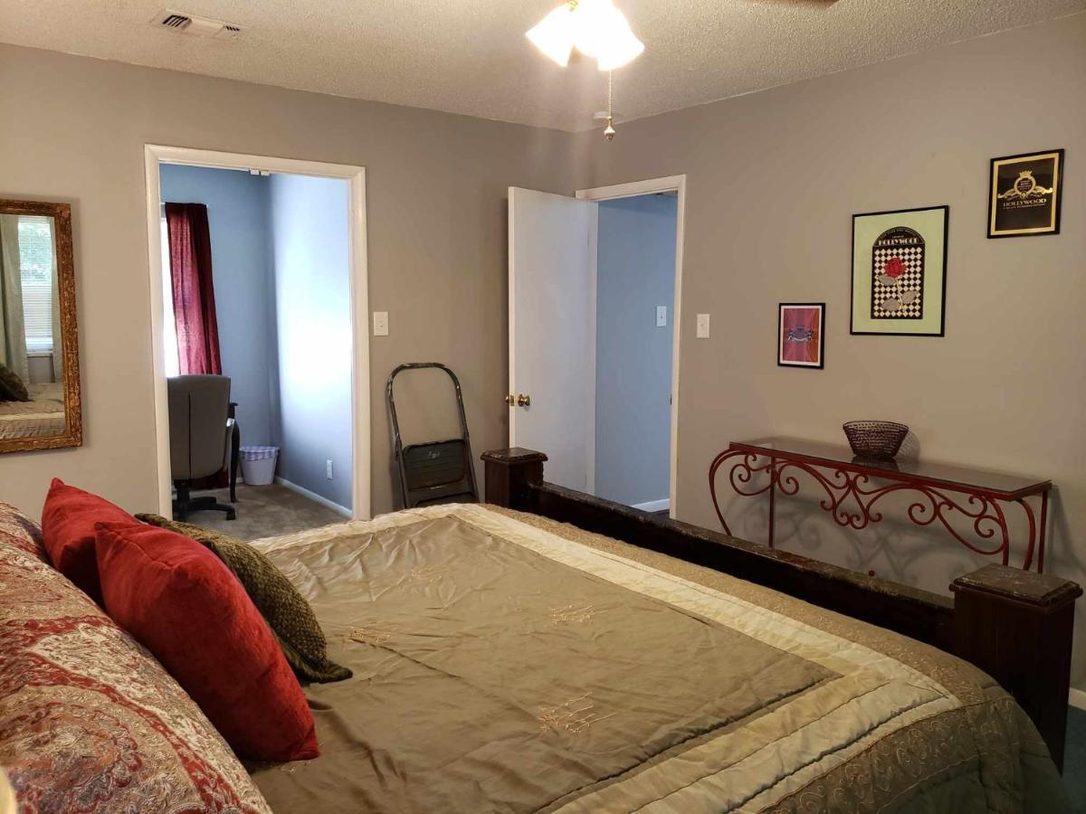 Midtown Southern Charm Holiday home Tyler