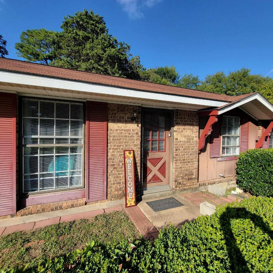 Midtown Southern Charm Holiday home *